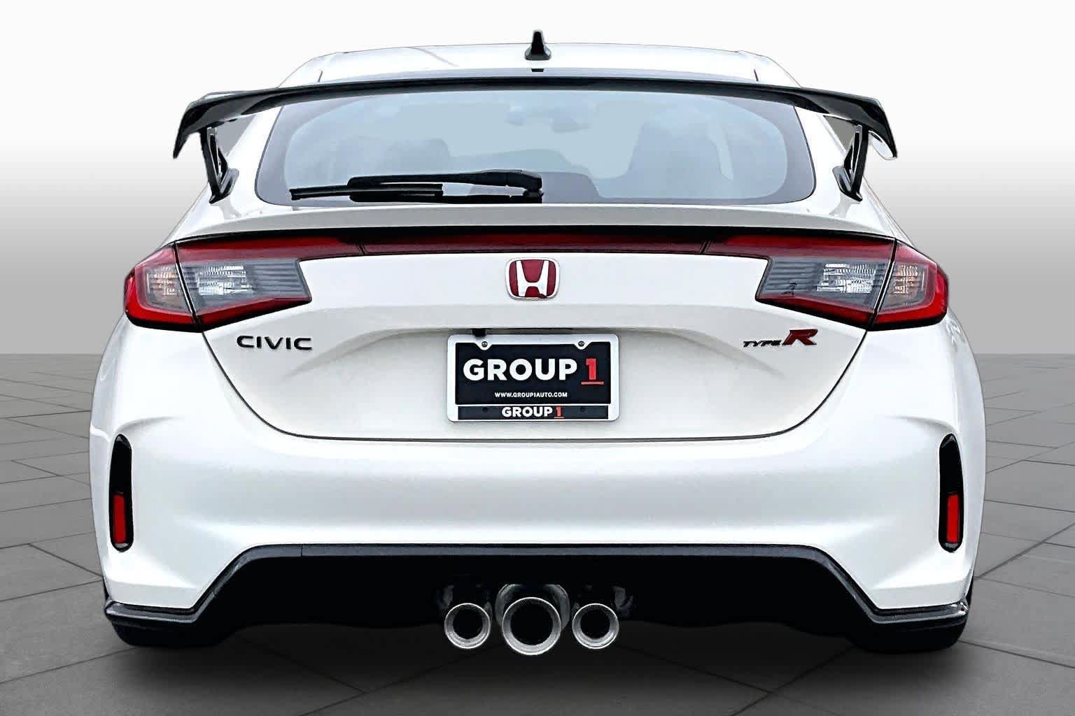 Used 2025 Honda Civic Type R image 5
