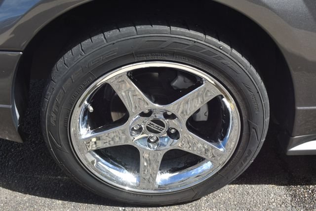 Used 2003 Ford Mustang GT RWD image 32