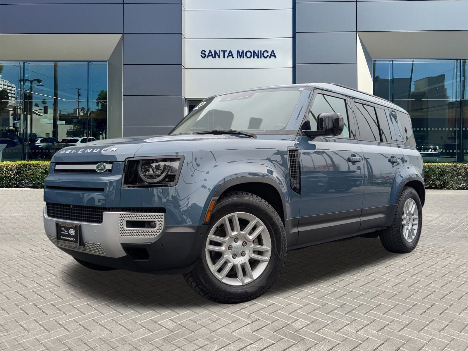 Used 2022 Land Rover Defender 110 S image 1