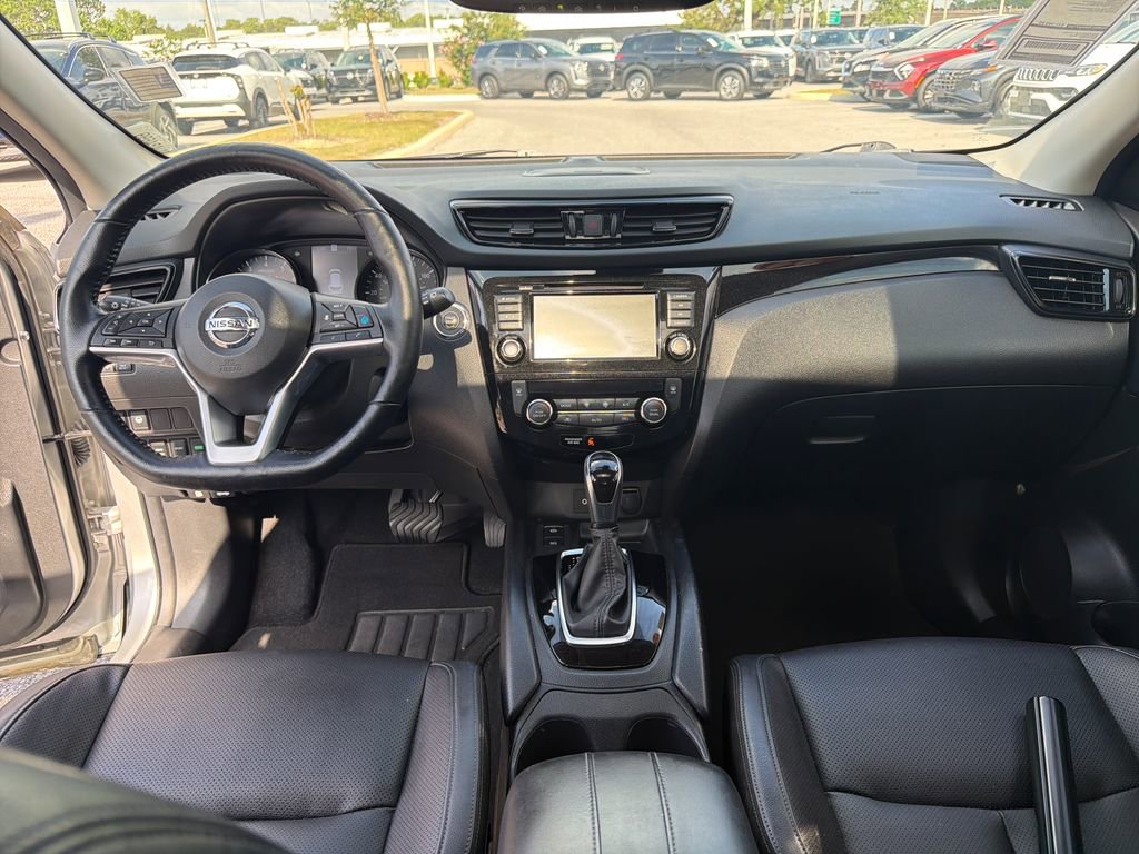 Used 2022 Nissan Rogue Sport SL w/ Premium Package AWD/4WD image 24