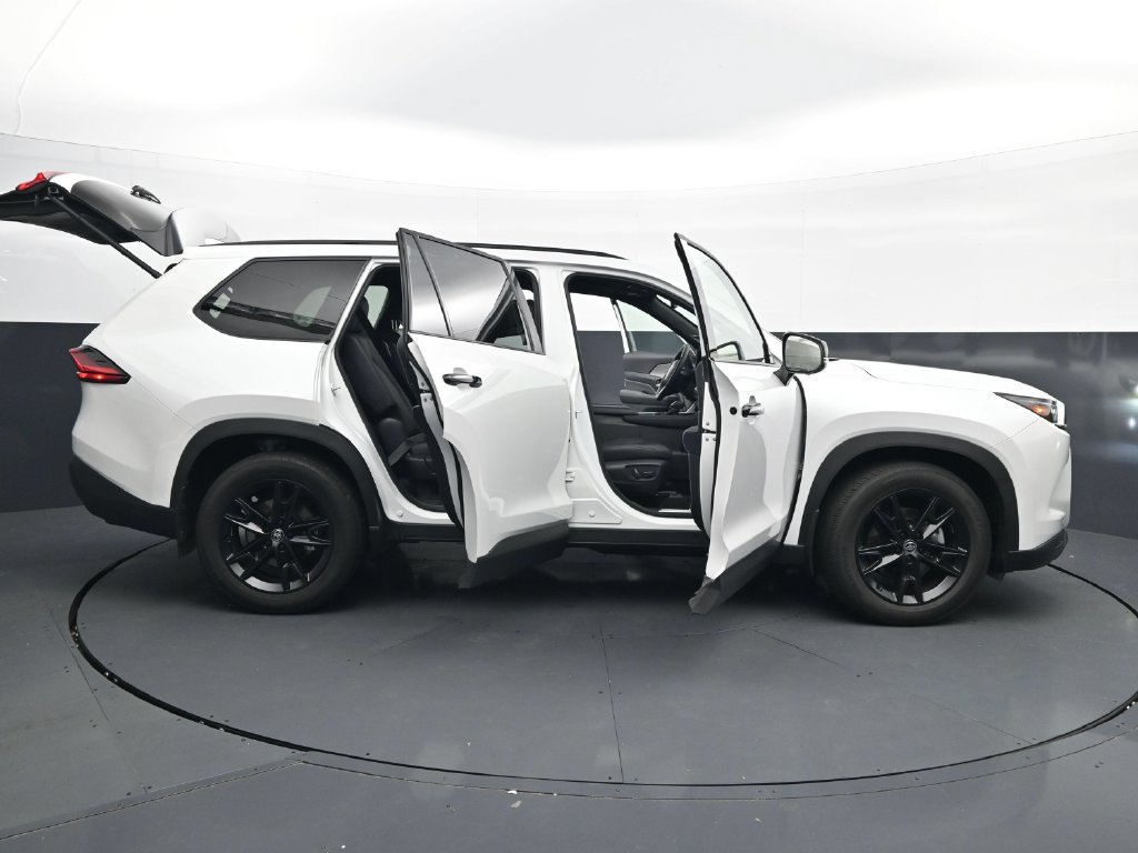 Used 2026 Toyota Grand Highlander AWD Hybrid image 47
