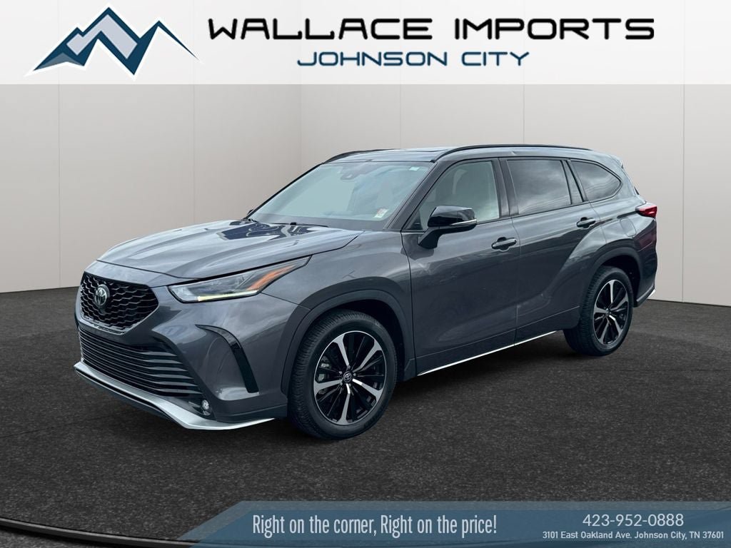 Used 2022 Toyota Highlander XSE FWD video 2