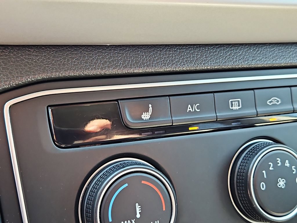 Used 2022 Volkswagen Atlas SE AWD/4WD image 18
