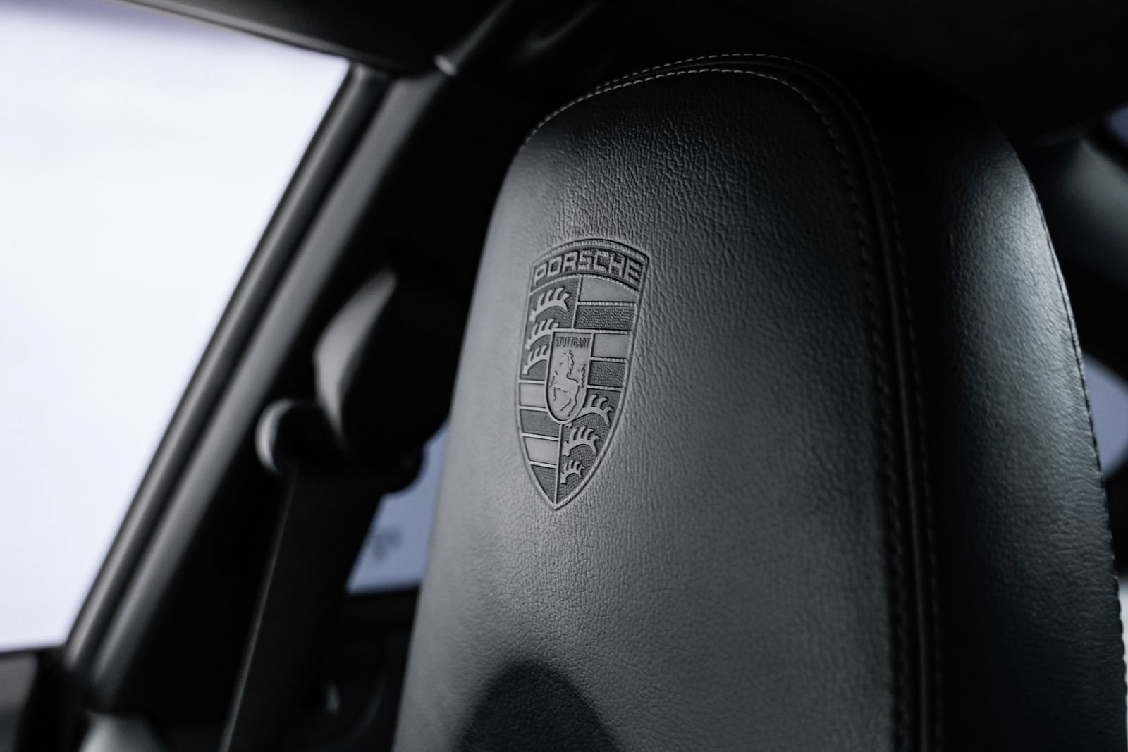 Used 2009 Porsche 911 Carrera 4S AWD/4WD image 17