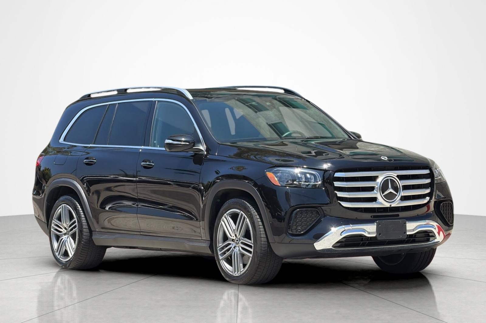 Used 2026 Mercedes-Benz GLS 450 4MATIC image 7