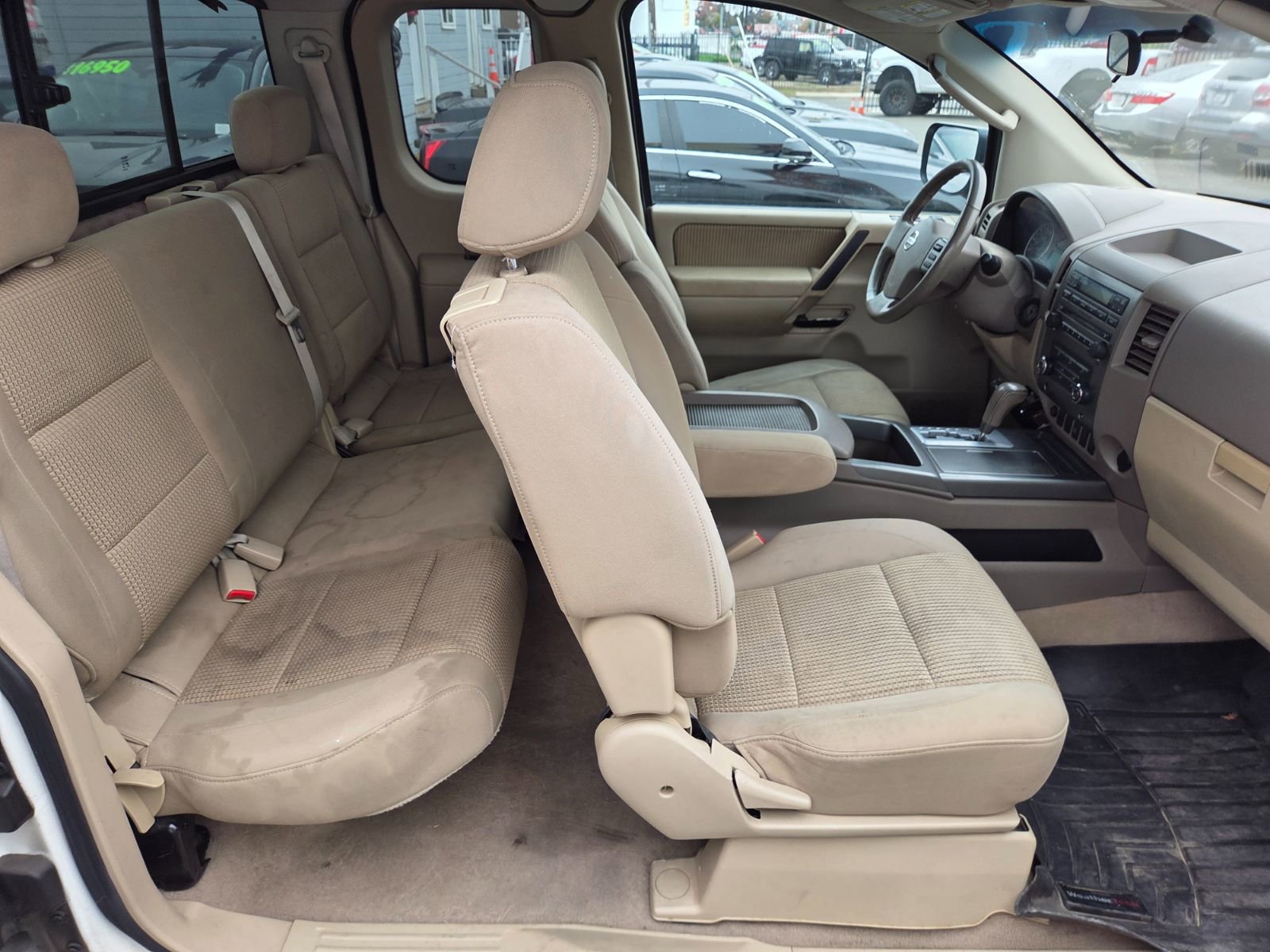 Used 2008 Nissan Titan SE image 12