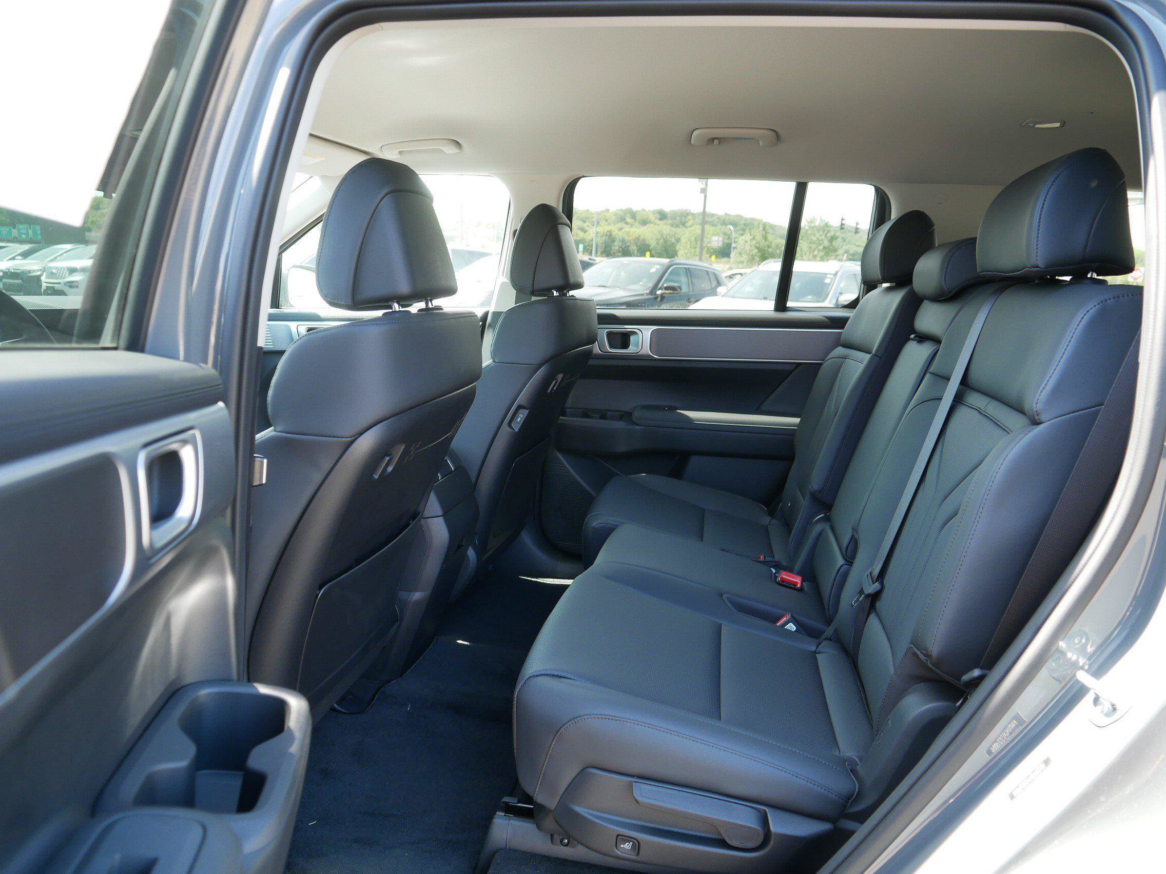 New 2026 Hyundai Santa Fe SEL AWD/4WD image 6