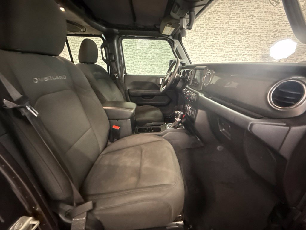 Used 2023 Jeep Gladiator Overland AWD/4WD image 11