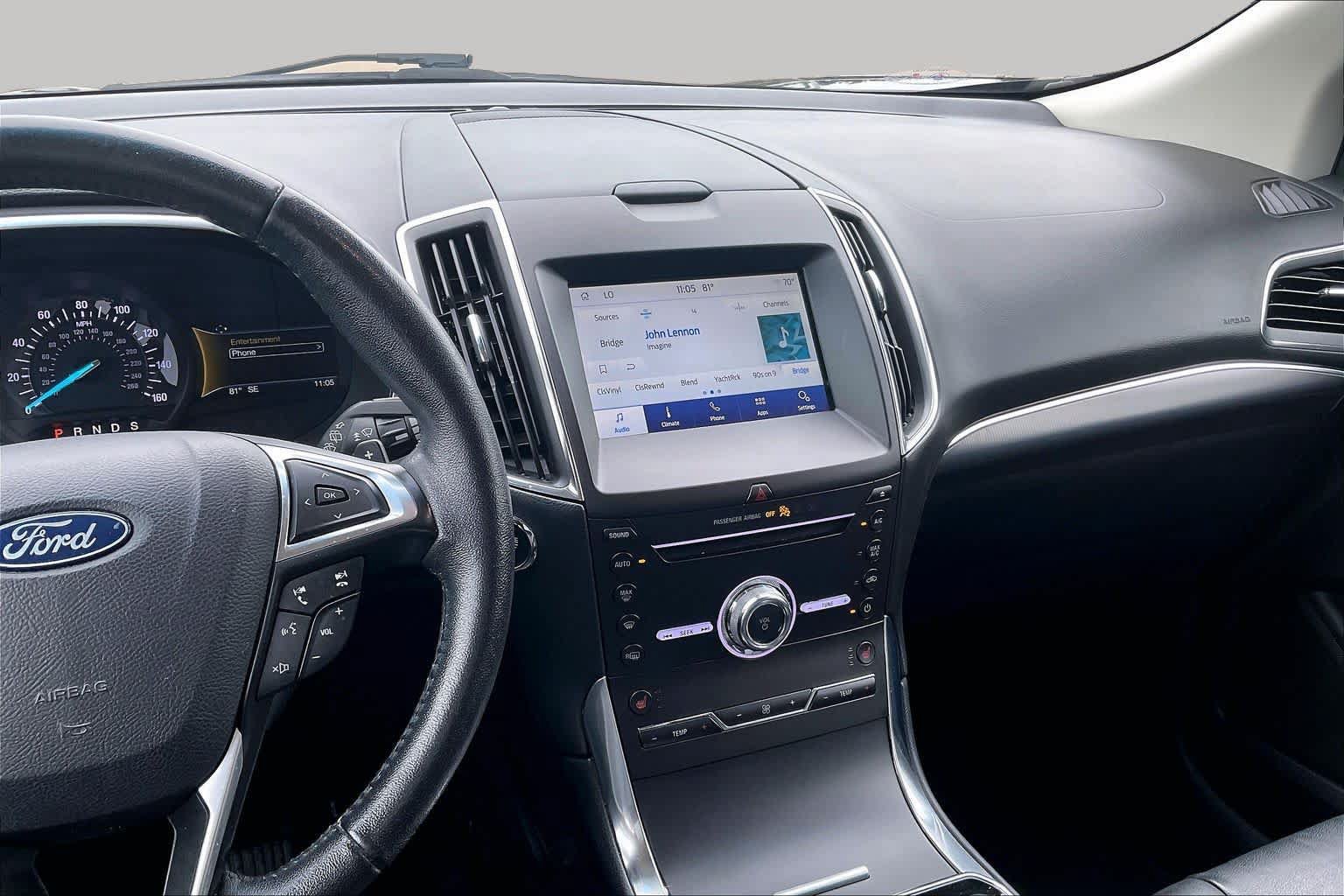 Used 2019 Ford Edge Titanium w/ Cold Weather Package AWD/4WD image 7