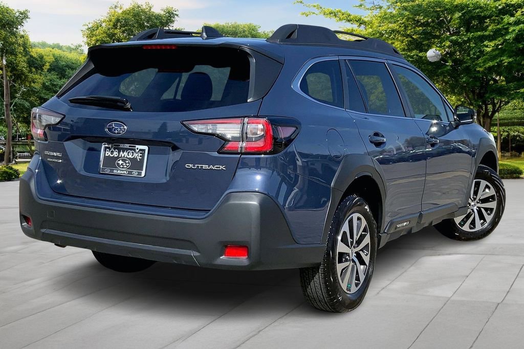 Certified 2025 Subaru Outback Premium image 6