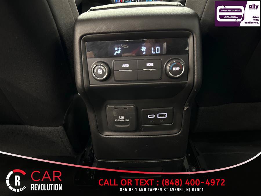 Used 2023 GMC Acadia SLE w/ Driver Convenience Package FWD image 38