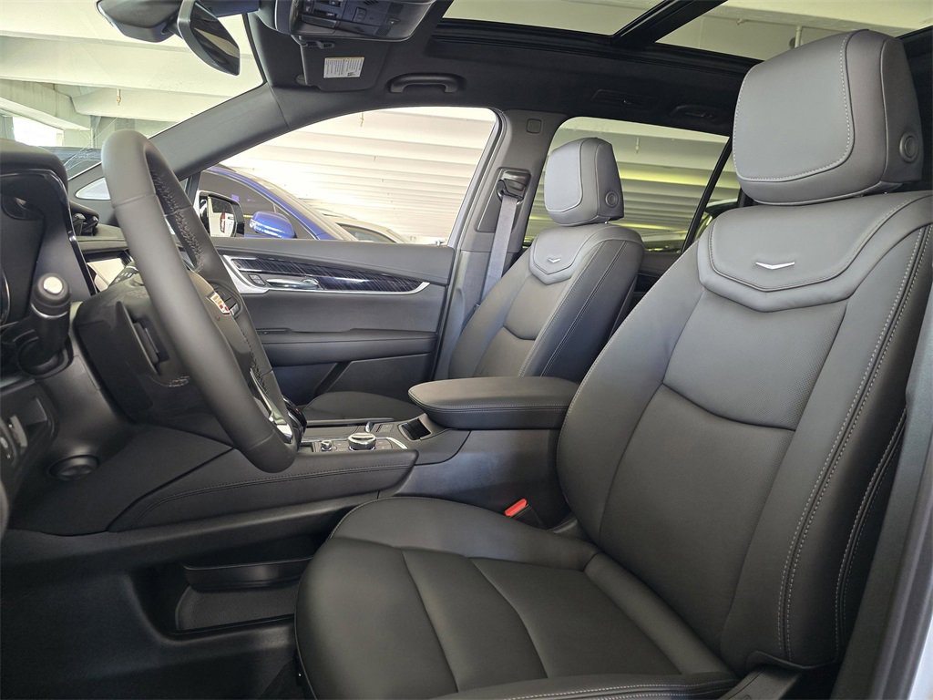 New 2025 Cadillac XT6 Premium Luxury image 15