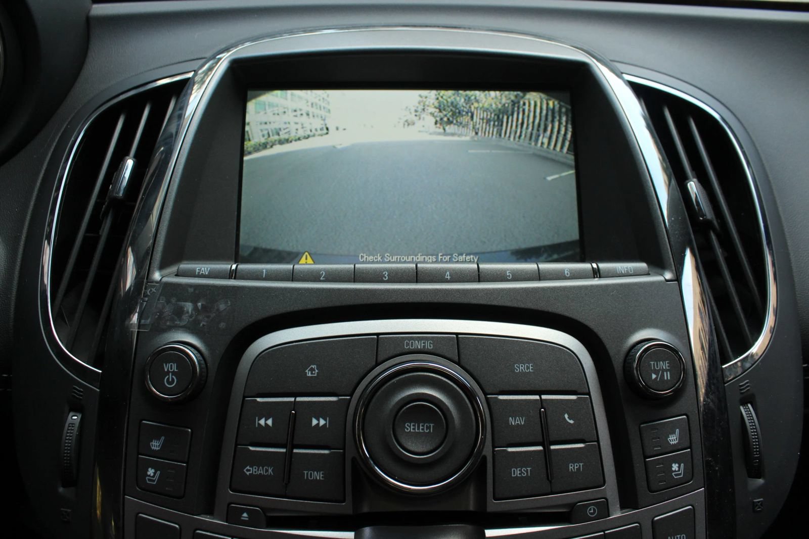 Used 2013 Buick LaCrosse Touring FWD image 35