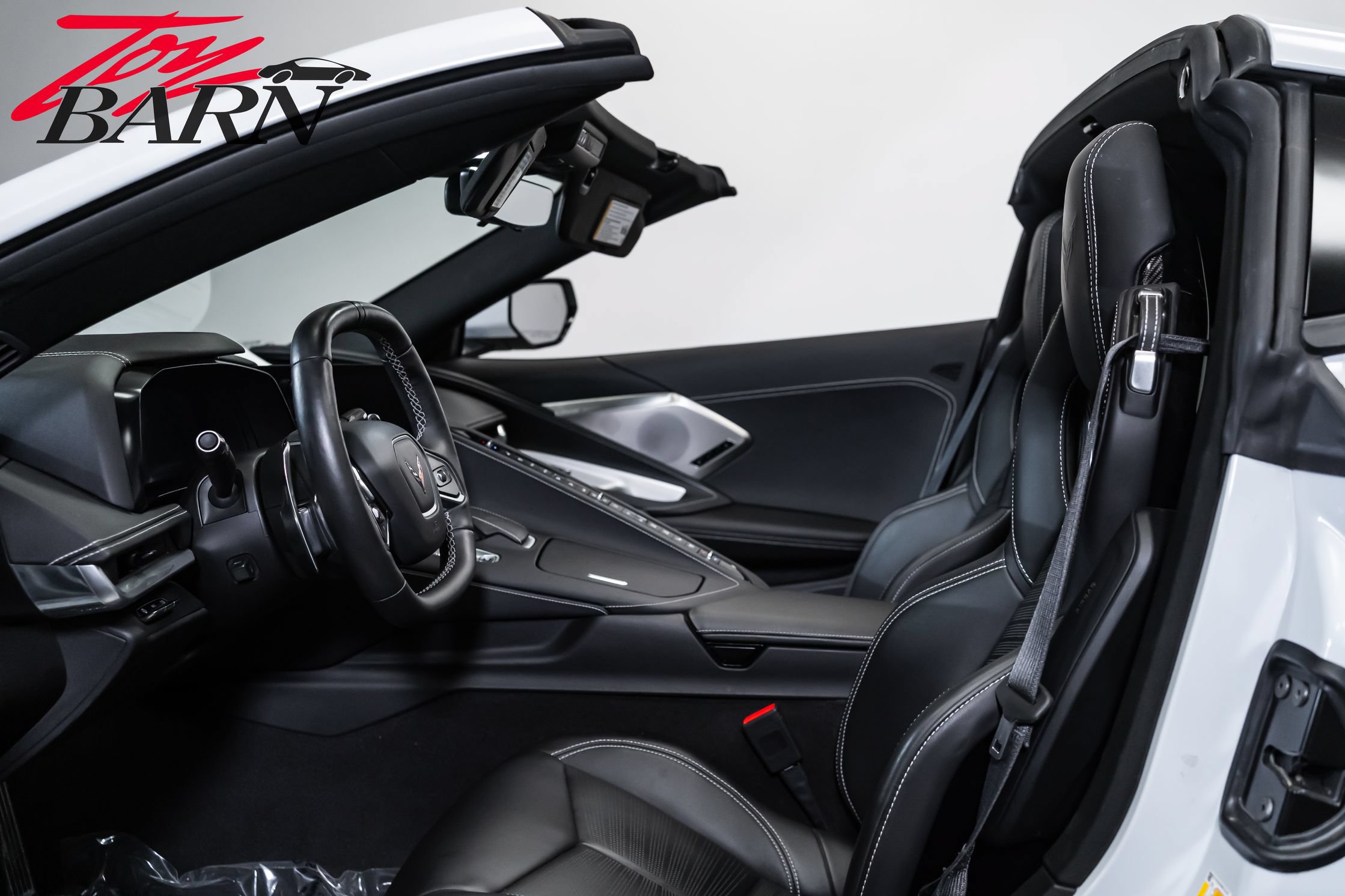 Used 2022 Chevrolet Corvette Stingray Preferred Cpe w/ Z51 Performance Package RWD image 32