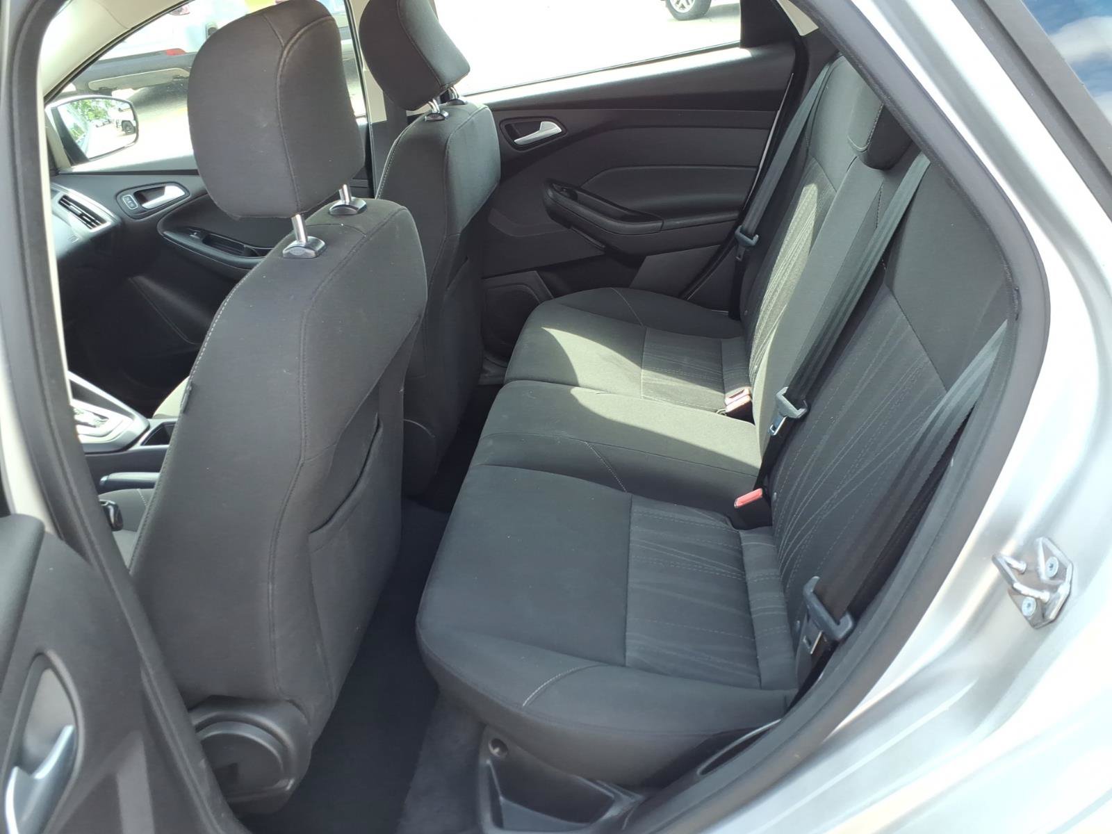 Used 2015 Ford Focus SE w/ Interior Protection Package FWD image 13