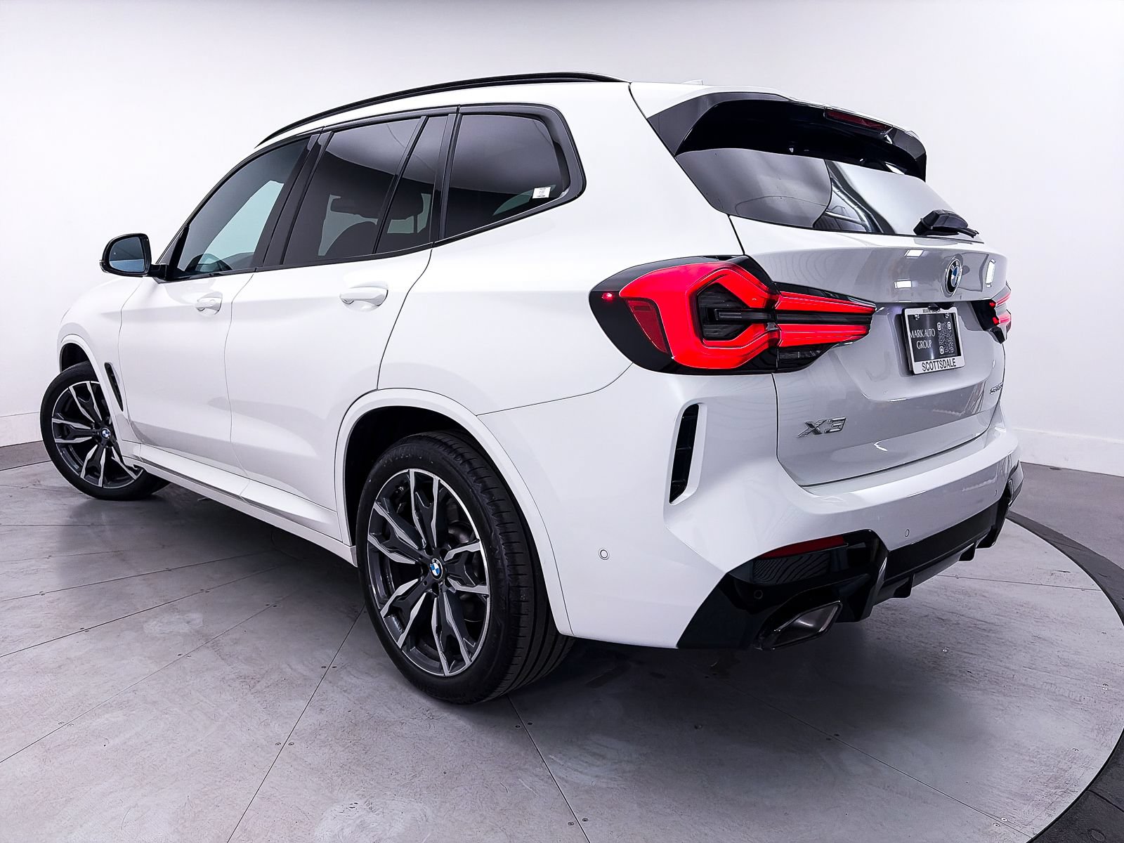 Used 2023 BMW X3 sDrive30i w/ M Sport Package RWD image 3