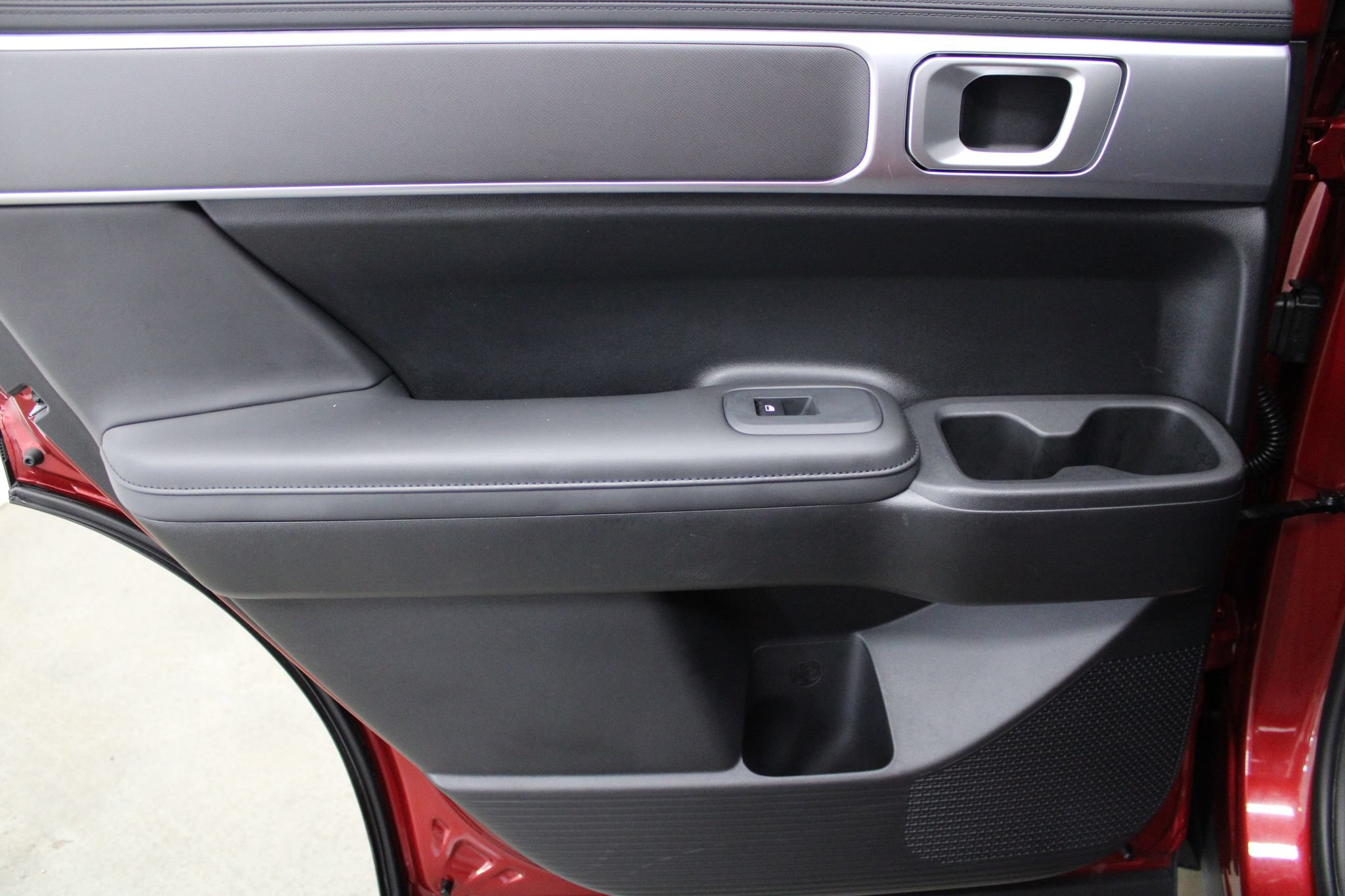 Used 2025 Hyundai Santa Fe SEL AWD/4WD image 17
