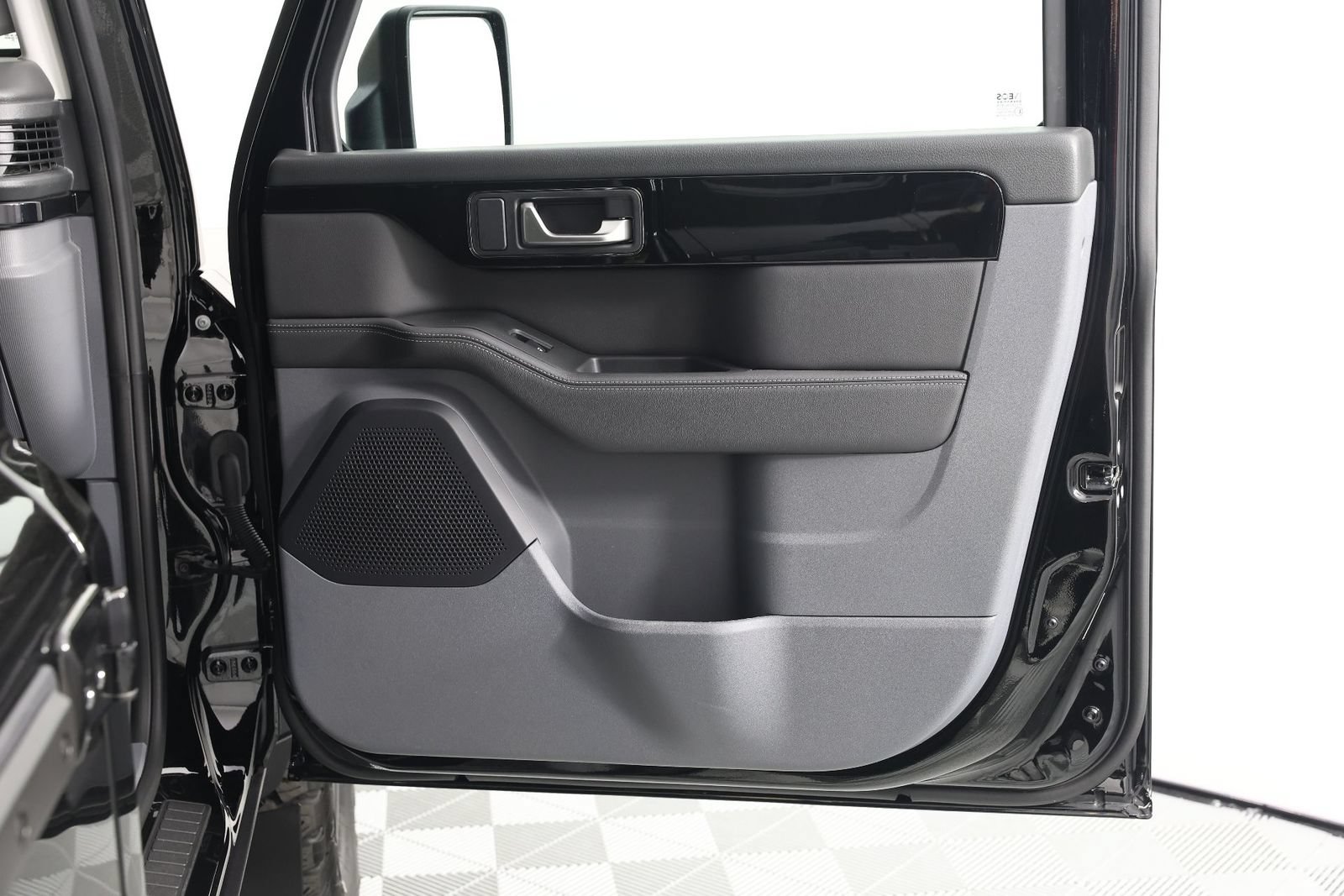 Used 2025 INEOS Grenadier AWD/4WD image 22