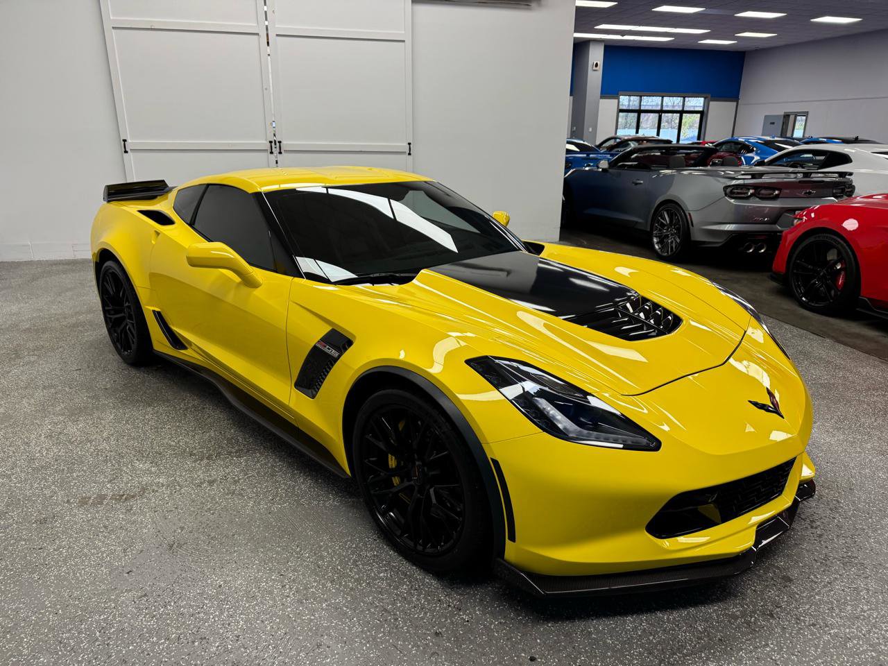 Used 2016 Chevrolet Corvette Z06 w/ 3LZ Preferred Equipment Group image 35