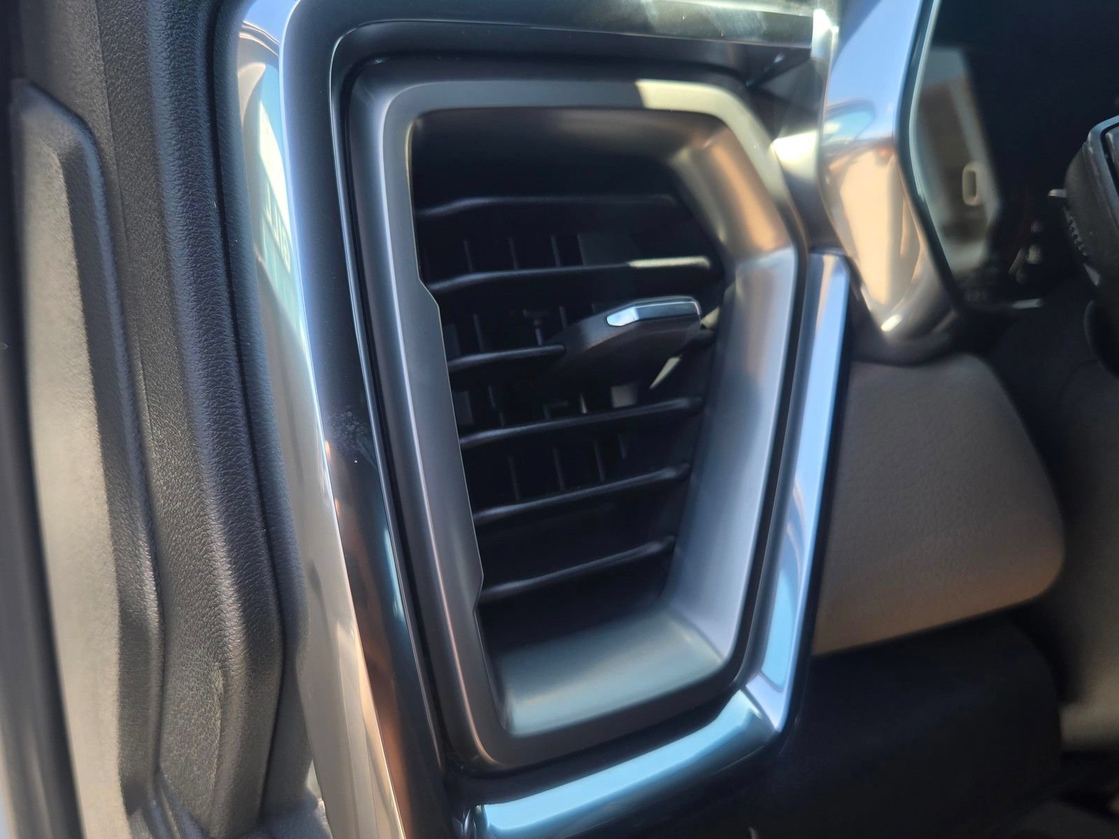 New 2026 GMC Canyon Denali AWD/4WD image 10