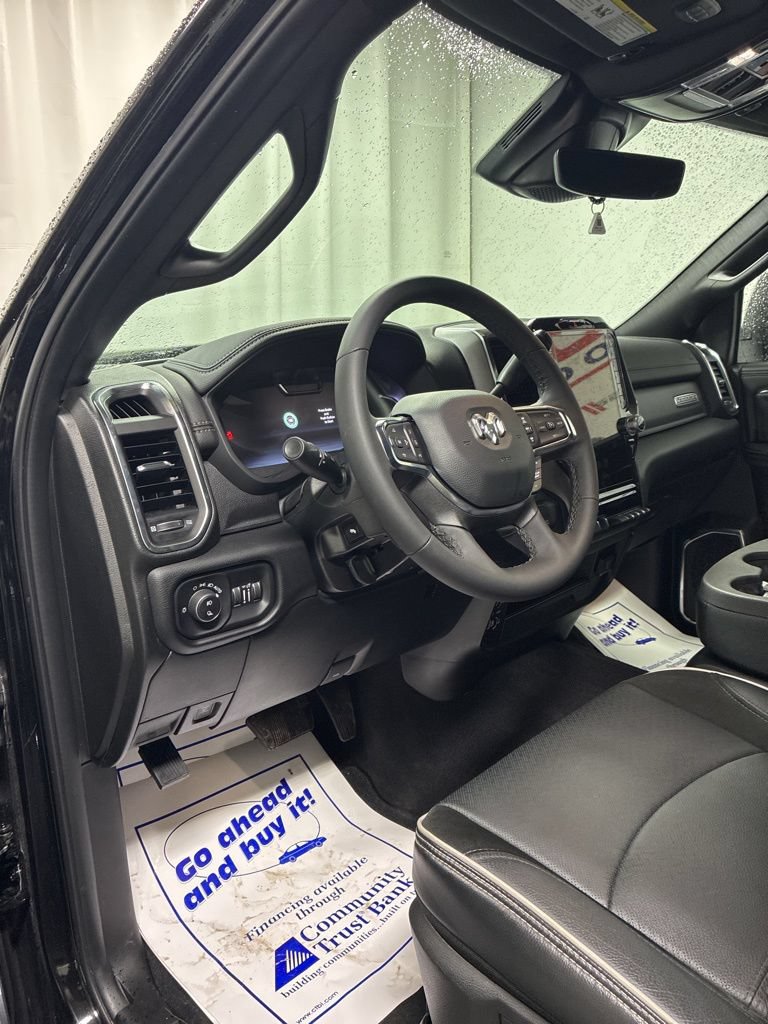 Used 2026 RAM 2500 Laramie AWD/4WD image 12
