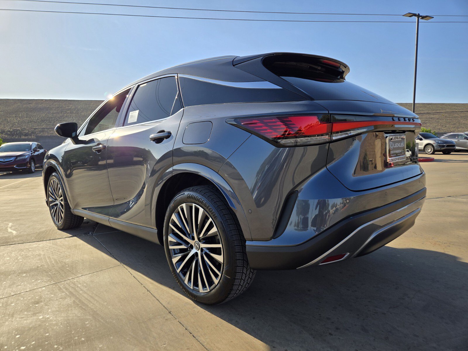 New 2026 Lexus RX 350h AWD/4WD image 4