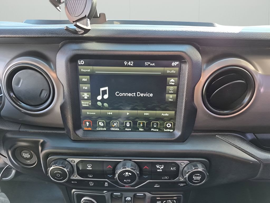 Used 2021 Jeep Gladiator Willys image 37