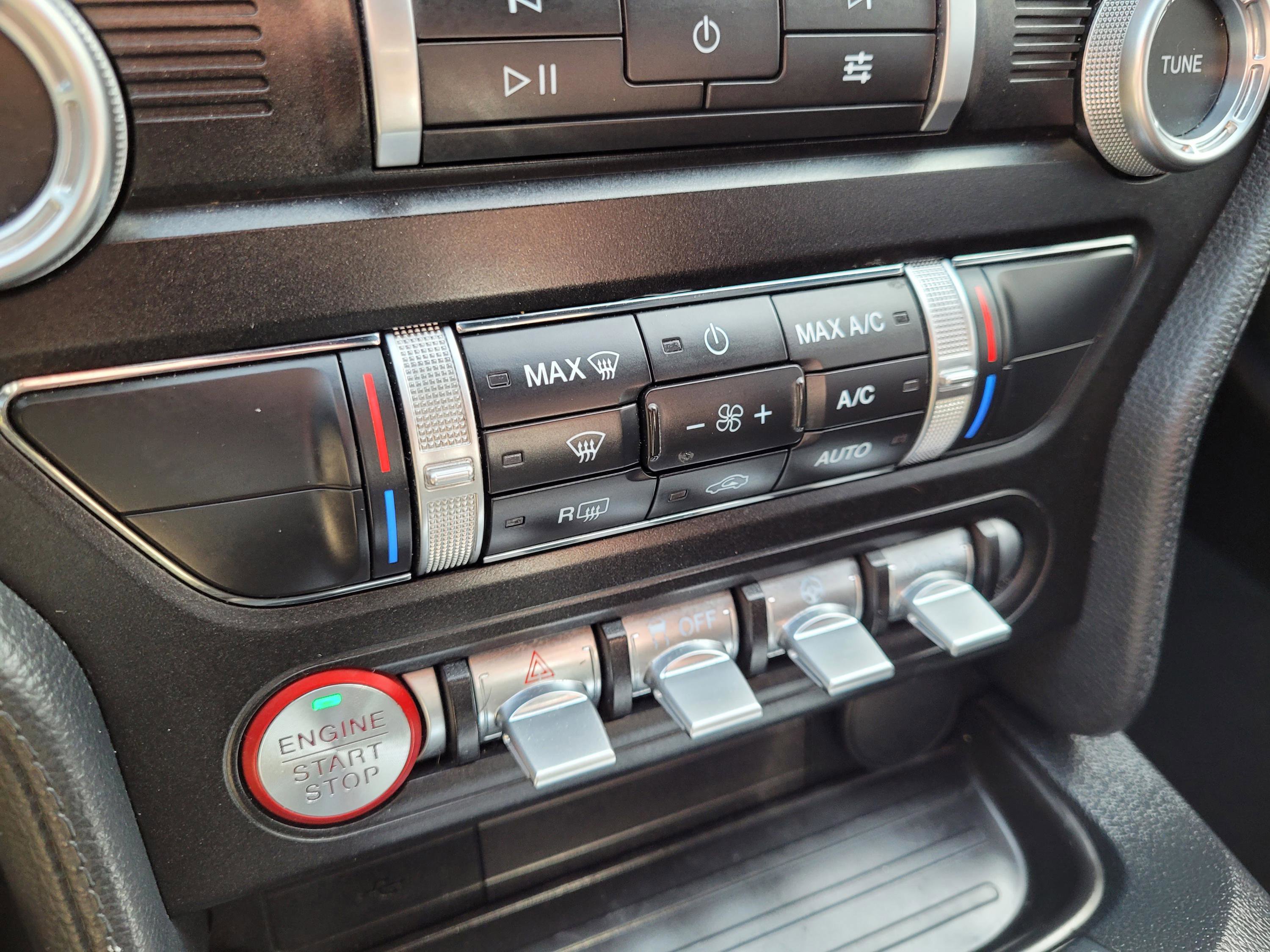 Certified 2021 Ford Mustang EcoBoost w/ Equipment Group 101A image 21