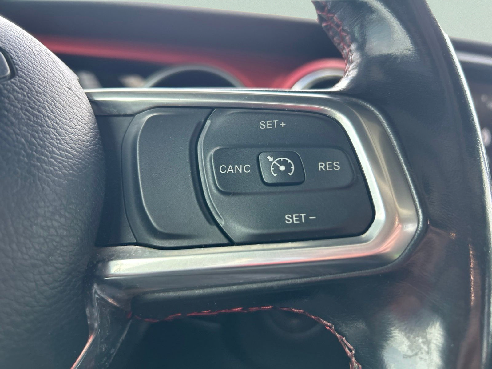 Used 2020 Jeep Wrangler Unlimited Rubicon AWD/4WD image 15