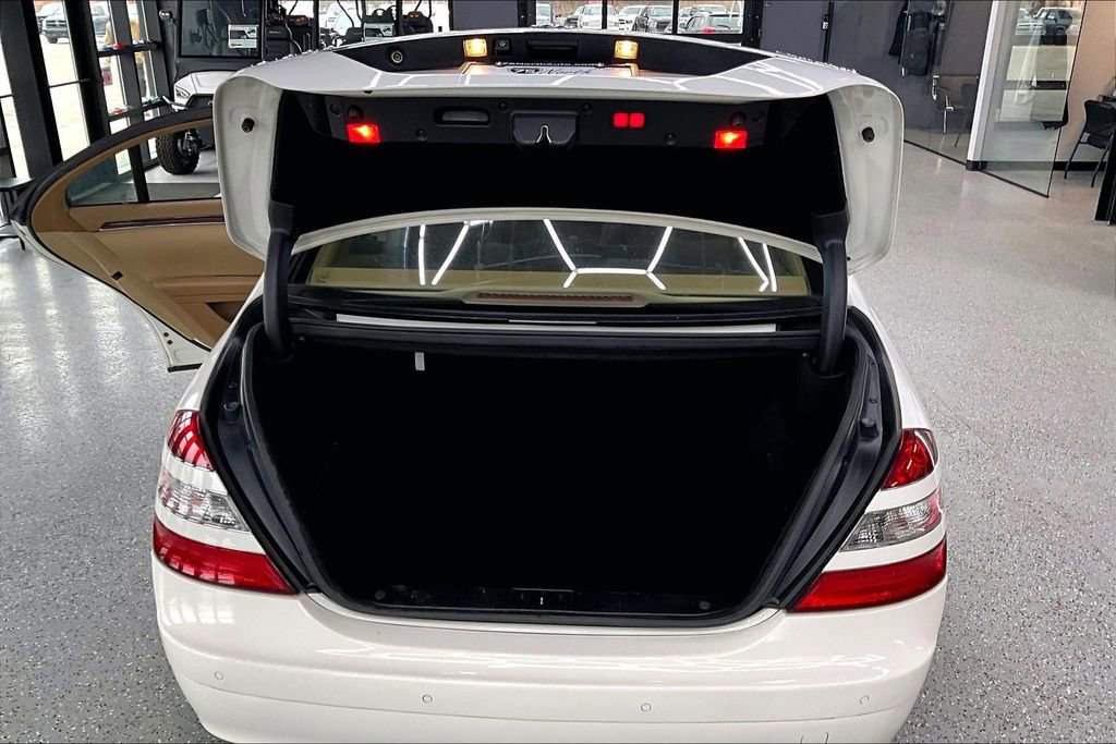Used 2009 Mercedes-Benz S 550 4MATIC image 24
