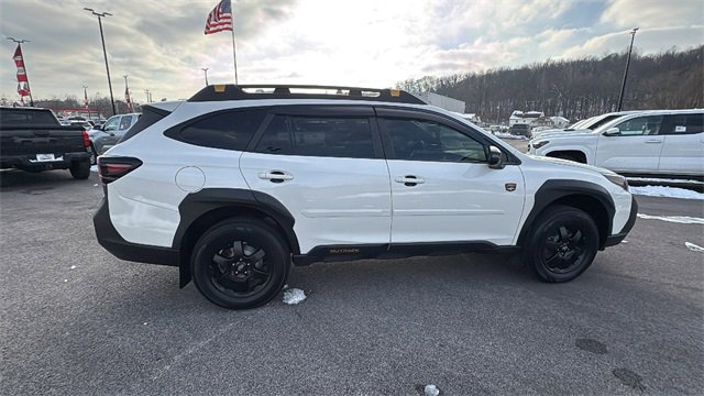 Used 2022 Subaru Outback Wilderness w/ Wilderness Package image 6