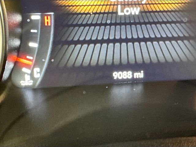 Used 2023 Dodge Challenger GT w/ Plus Package image 17