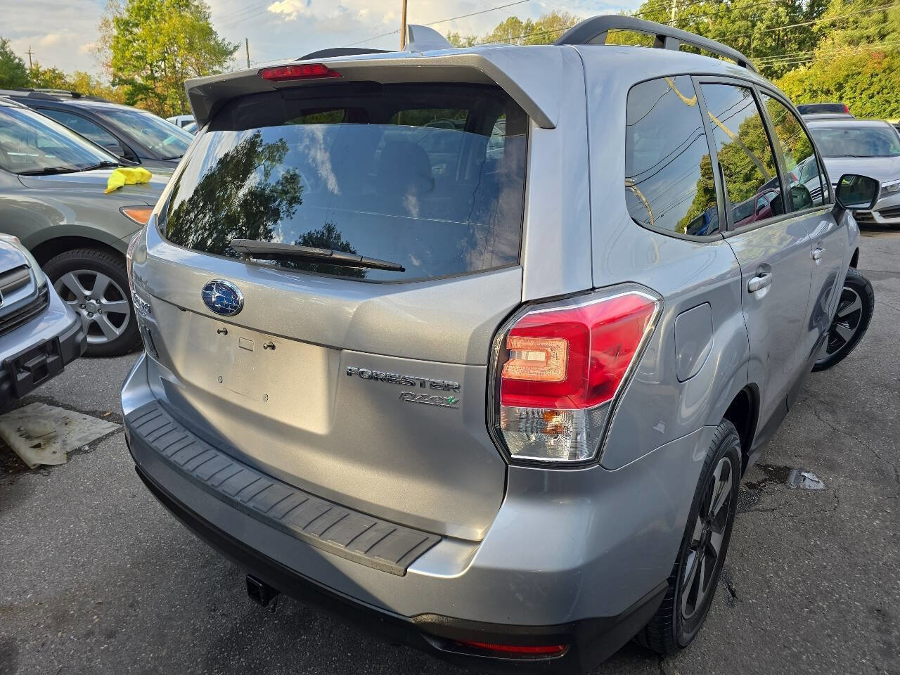 Used 2017 Subaru Forester 2.5i Premium image 17