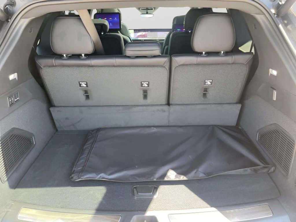 New 2025 Cadillac Escalade IQ Sport 1 w/ LPO, ONYX Package image 13