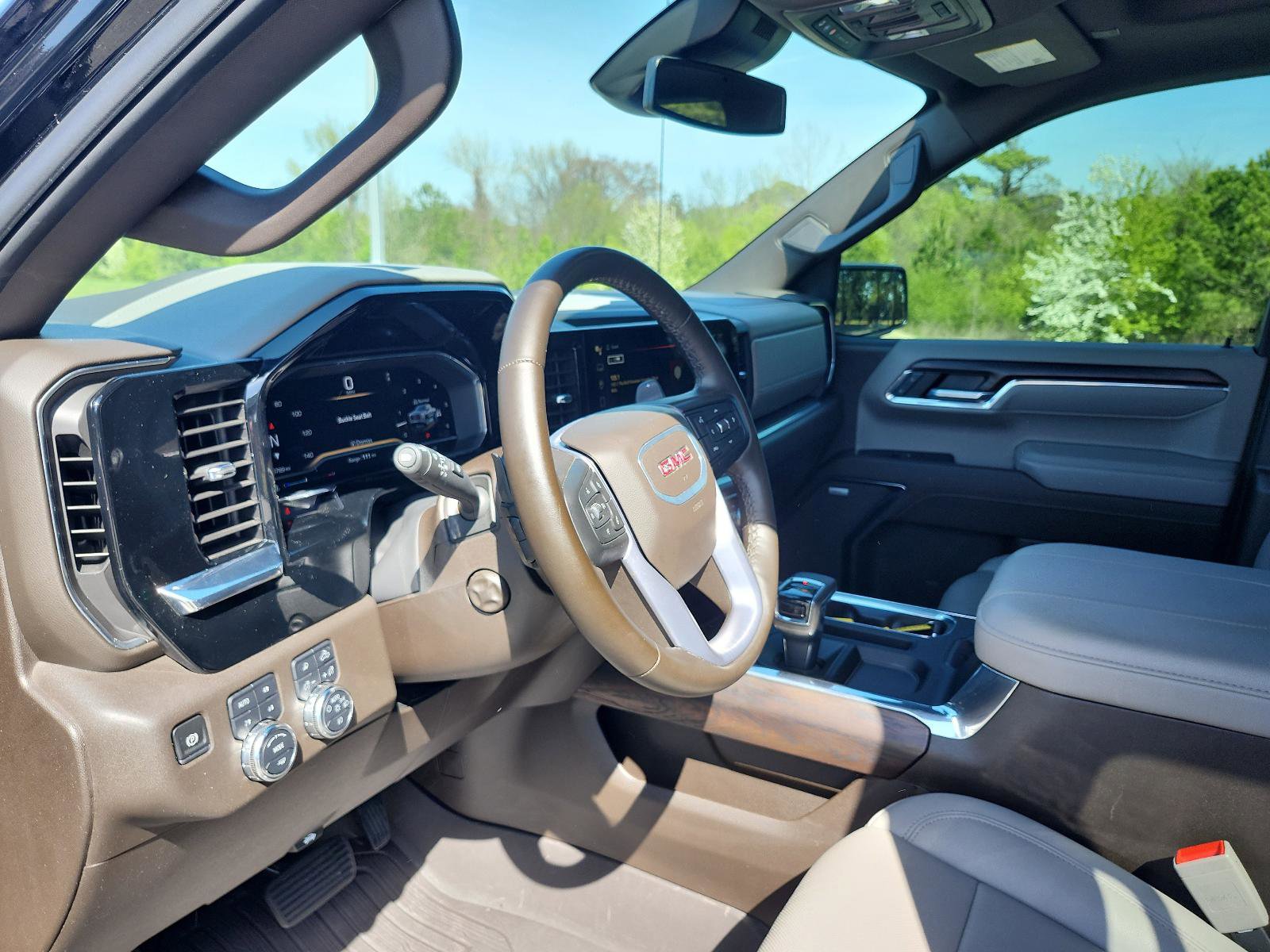 Certified 2024 GMC Sierra 1500 SLT w/ SLT Premium Package image 16