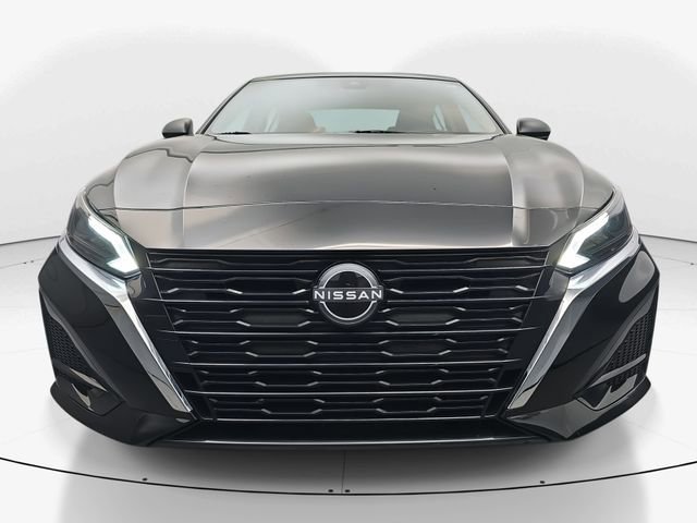 Used 2025 Nissan Altima 2.5 S image 4