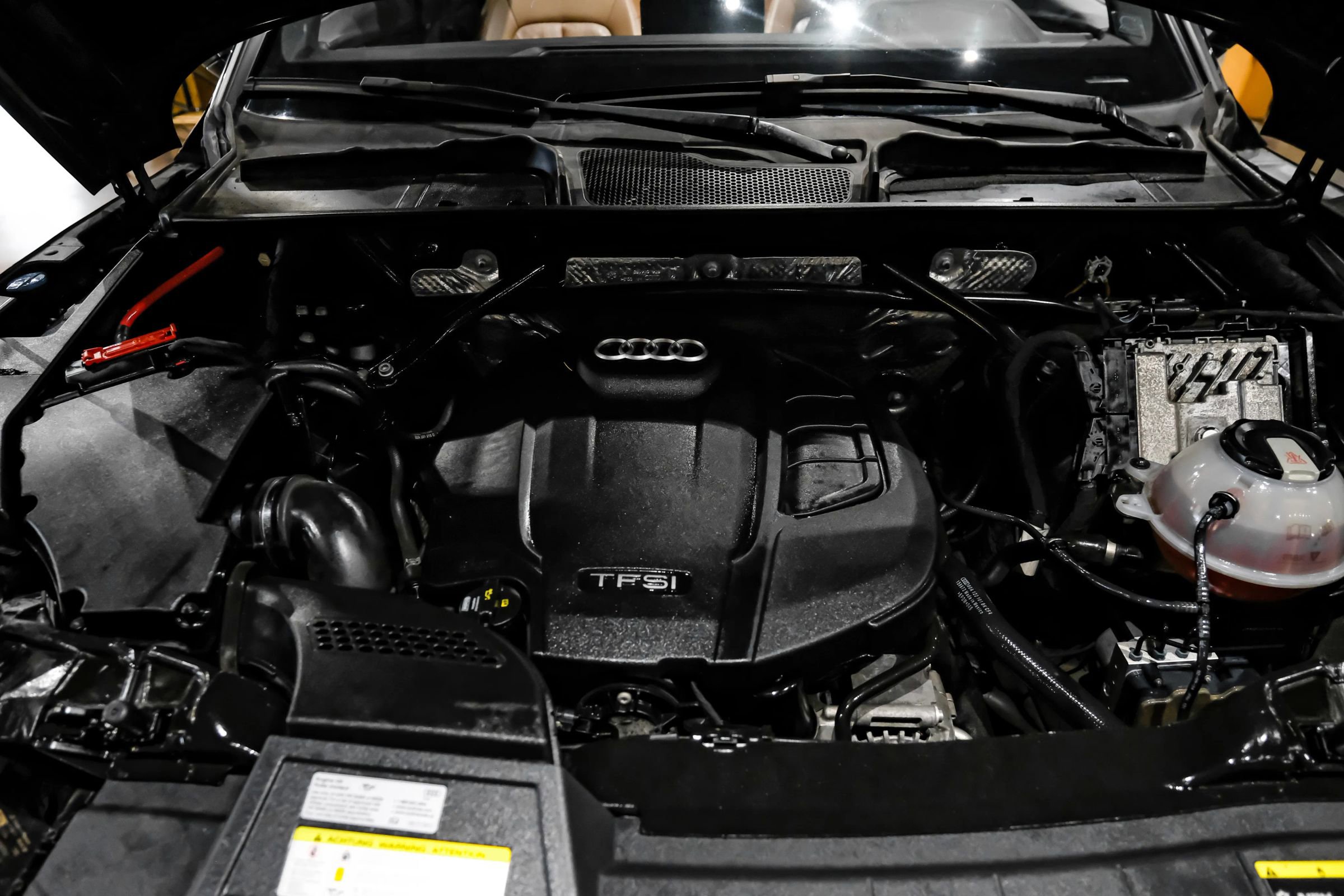 Used 2018 Audi Q5 2.0T Premium Plus w/ Premium Plus Package image 54