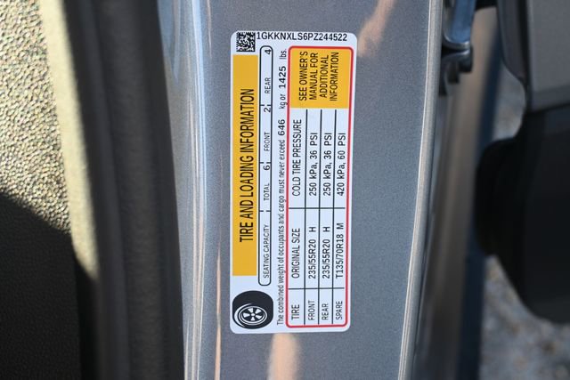 Used 2023 GMC Acadia SLE w/ Driver Convenience Package image 29