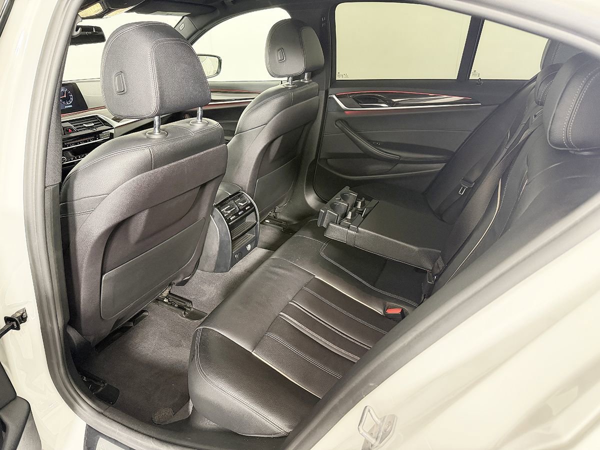 Used 2017 BMW 540i RWD image 36