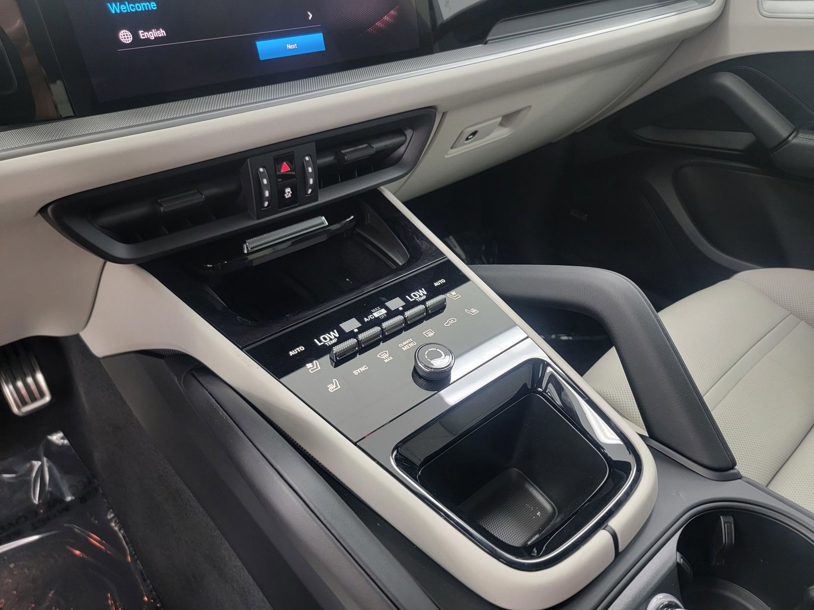 New 2025 Porsche Cayenne S image 24