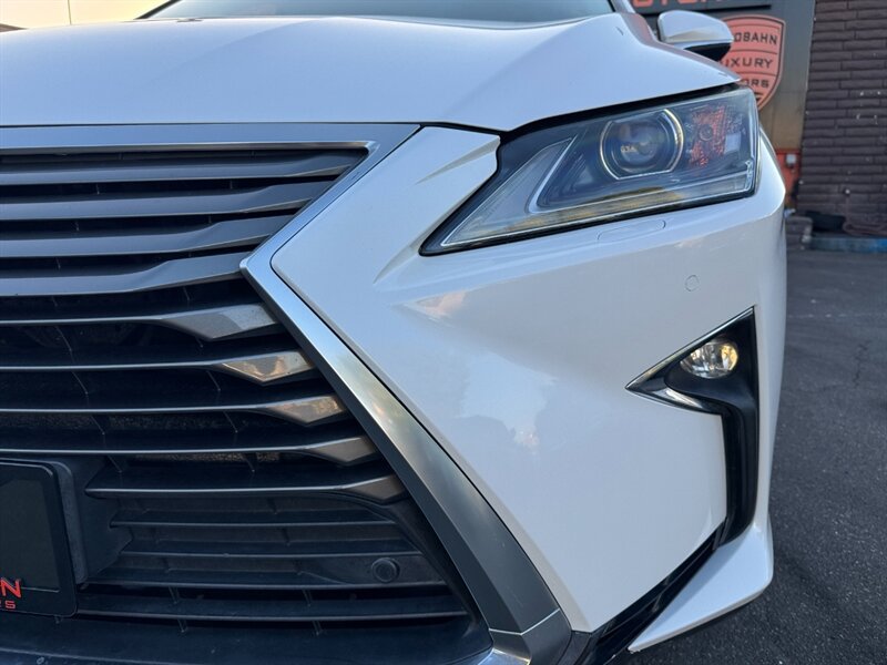 Used 2018 Lexus RX 450h AWD w/ Premium Package image 5