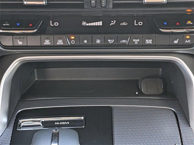 Used 2025 MAZDA CX-90 3.3 Turbo w/ Preferred Package image 17