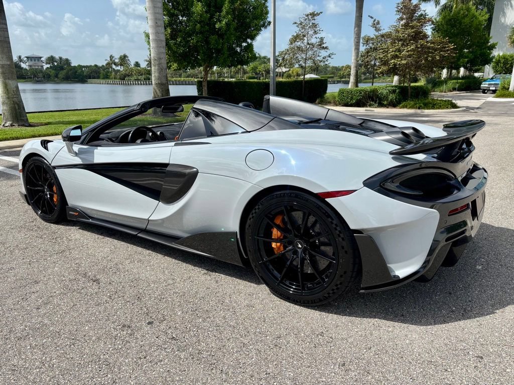Used 2020 McLaren 600LT Spider RWD image 10