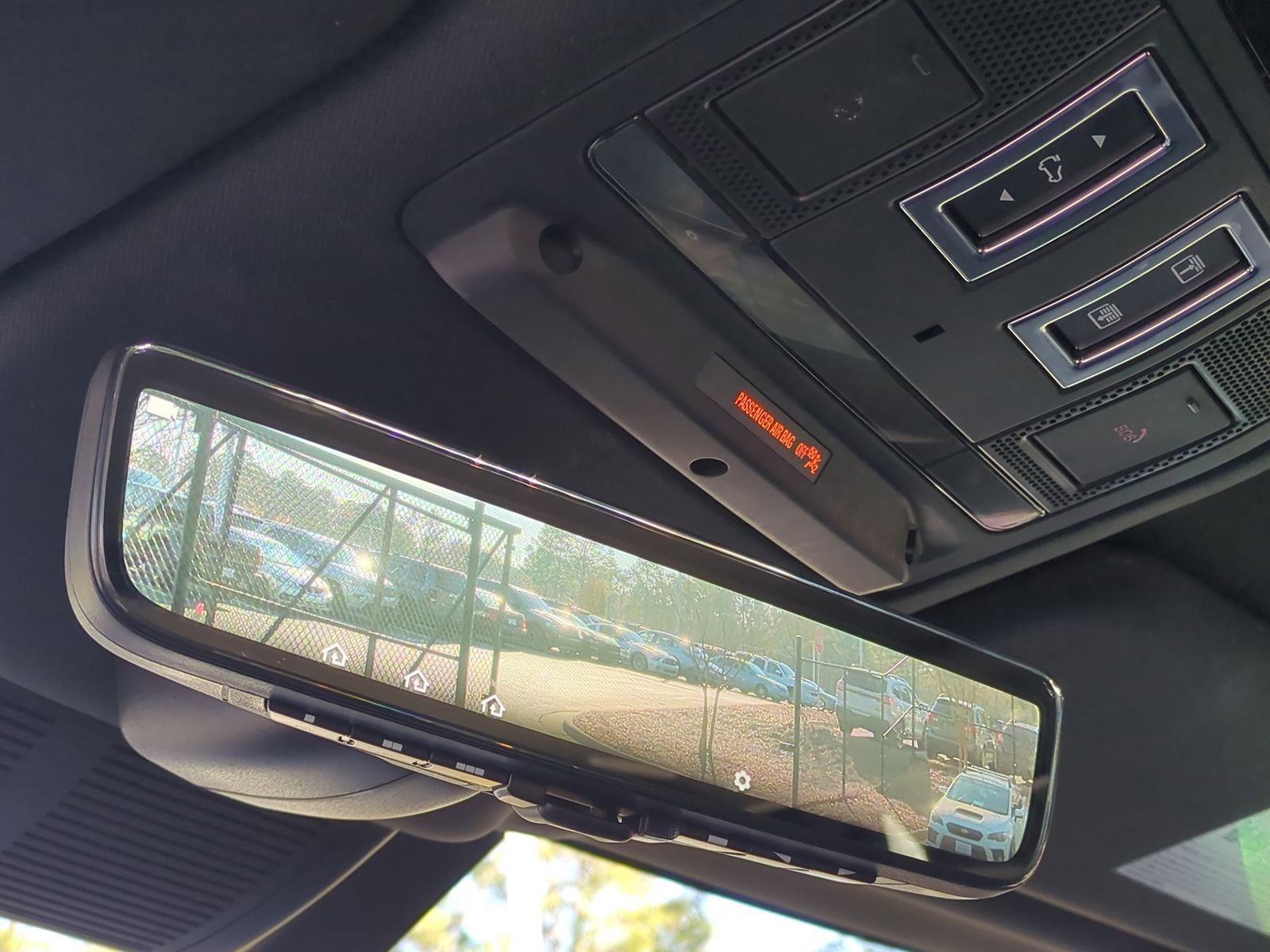 Used 2023 Land Rover Defender 110 V8 image 28