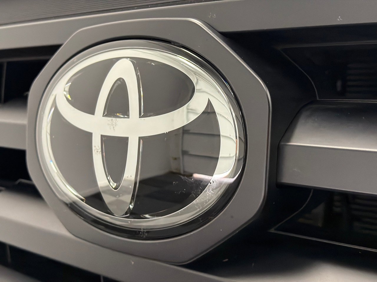 Used 2023 Toyota Tacoma SR image 12