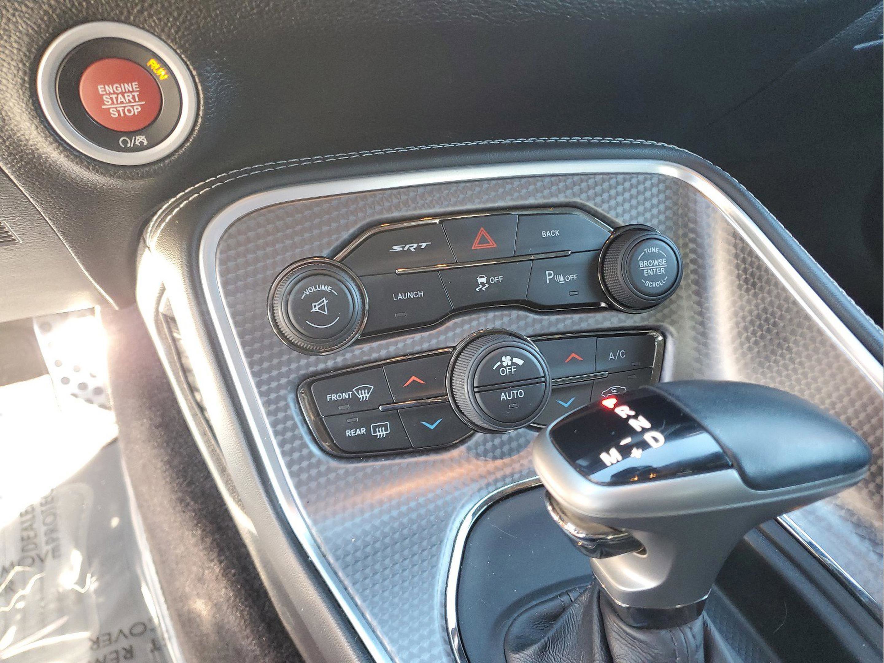 Used 2016 Dodge Challenger SRT Hellcat RWD image 19