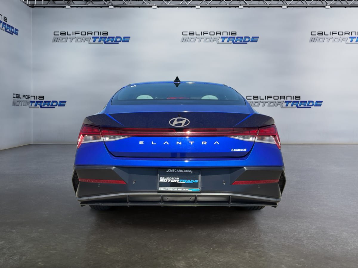 Used 2024 Hyundai Elantra Limited FWD image 6