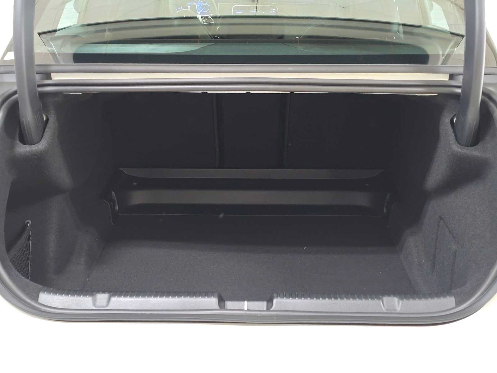 New 2026 Mercedes-Benz EQE 320 4MATIC Sedan image 14