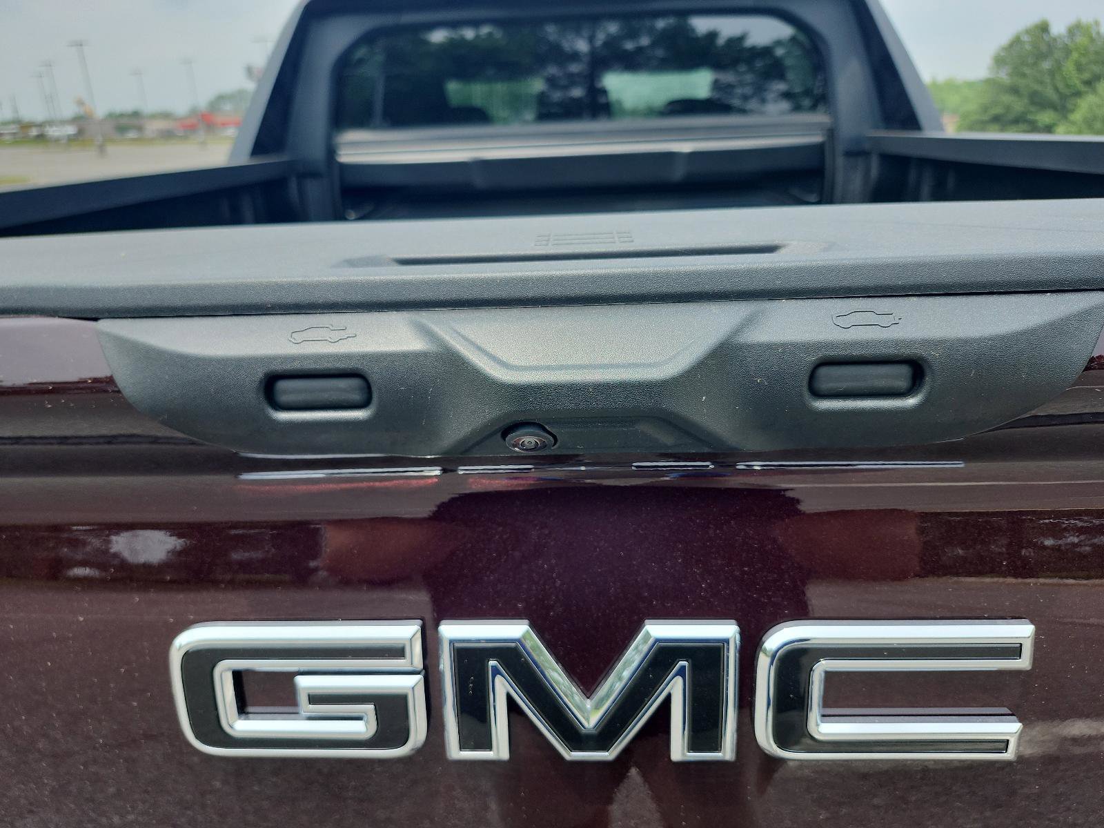 New 2025 GMC Sierra EV Denali image 9