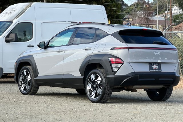 Used 2025 Hyundai Kona SEL AWD/4WD image 8